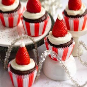 Red Velvet Santa Cupcakes_image
