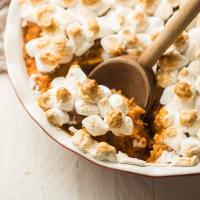 Marshmallow-Topped Vegan Sweet Potato Casserole_image