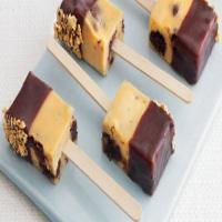 Brownie Cheesecake Pops_image