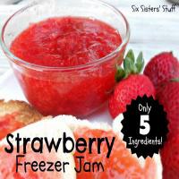 Mom's Easy Strawberry Freezer Jam (only 5 ingredients!)_image