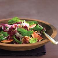 Arugula Salad with Figs, Pine Nuts, and Radicchio_image