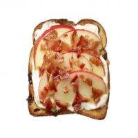 Apple-Bacon Toast image