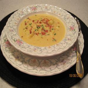 Creamy Cauliflower Soup_image