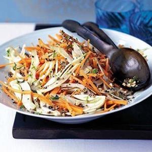 Peppery fennel & carrot salad image