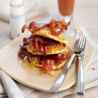 Pancakes with bacon and maple syrup recipe_image