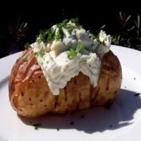 Baked Potato With Ricotta_image