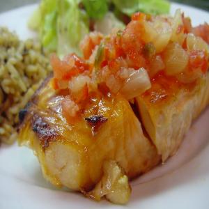 Maple-Glazed Salmon With Pineapple Salsa_image