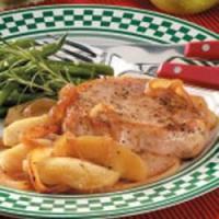 Apples 'n' Onion Topped Chops_image