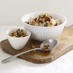 Maple granola crunch porridge topping_image