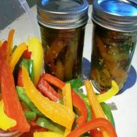 Peppers Packed in Oil_image