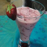 Fresh Strawberries With Yogurt (Easy Moroccan Dessert)_image
