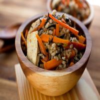 Sprouted Brown Rice Bowl With Carrot and Hijiki image
