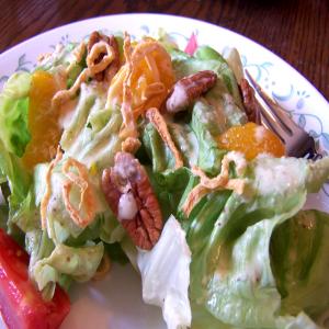 Robyn's Salad With Pecans_image