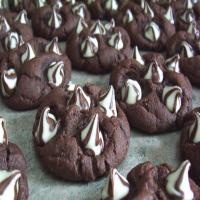 Chocolate Striped Dream Cookies_image