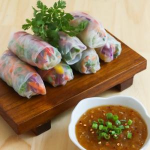 Rainbow Spring Rolls with Sweet & Sour Sauce_image