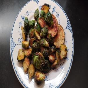 Air Fryer Mustard-Crusted Brussels Sprouts image