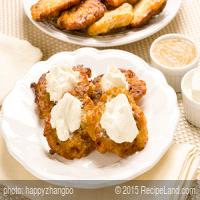 Lacy Potato Pancakes (Latkes)_image
