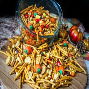 Trick or Treat Trail Mix_image