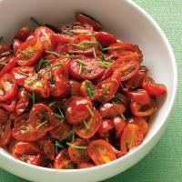 Oven-Roasted Grape Tomatoes with Chives_image