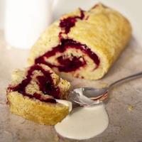 Steamed cranberry roly-poly_image