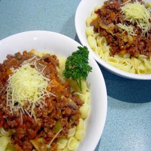 traditional spaghetti bolognese image