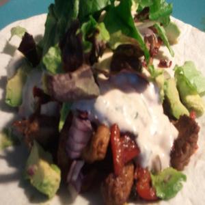 Spicy Steak Roasted Red Pepper Wrap_image