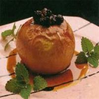 Baked Apples With Caramel Sauce_image