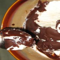 Hard Chocolate Sauce - Dairy Queen Style_image