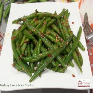 Garlicky Green Beans Stir Fry_image