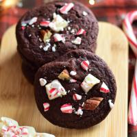 Chocolate Peppermint Bark Cookies_image