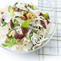 Rice noodles with sundried tomatoes, Parmesan & basil image