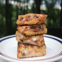 Spanish Grilled Cheese Sandwiches_image