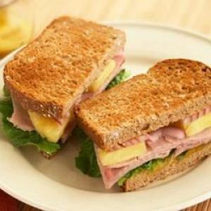 Hawaiian Ham Sandwiches_image