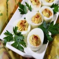 Bread and Butter Pickle Deviled Eggs_image
