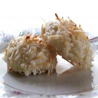 Mounds Rich, Moist and Chewy Macaroon Cookies image