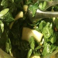Nell''s Superb Spinach, Pear, and Dried Cherry Salad with Citrus Vinaigrette_image
