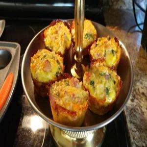 Healthy Cauliflower Breakfast Muffins_image