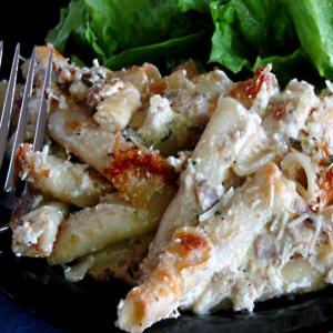 Penne With 3 Cheeses & Porcini Sauce_image