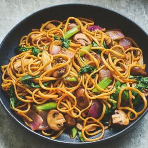 Vegetable Chow Mein image