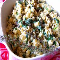 Rachael Ray's Creamy Pasta With Spinach and Fried Capers_image