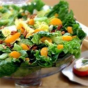Mandarin-Nut Tossed Salad_image