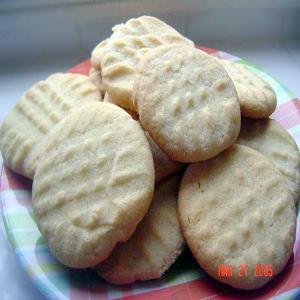 Melt in Your Mouth Meltaways - Butter Meltaway Cookies! image