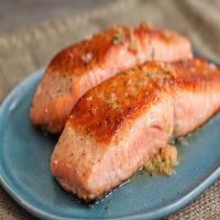Salmon With Smoked Salmon Butter_image