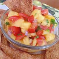 Fresh and Simple Peach Salsa with Cinnamon Sugar Chips_image