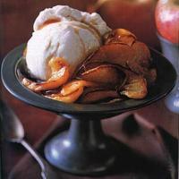 Broiled Apples with Maple Calvados Sauce_image