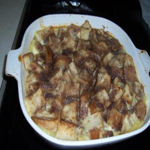 Old-Time Spiced Bread Pudding_image