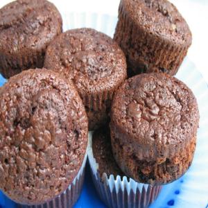 Quick Double Chocolate Cupcakes_image