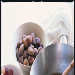 Port-Roasted Chestnuts with Grapes_image