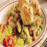 Country Chicken and Biscuits_image