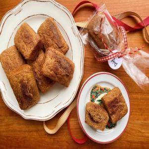 Snickerdoodle Spice Cakes image
